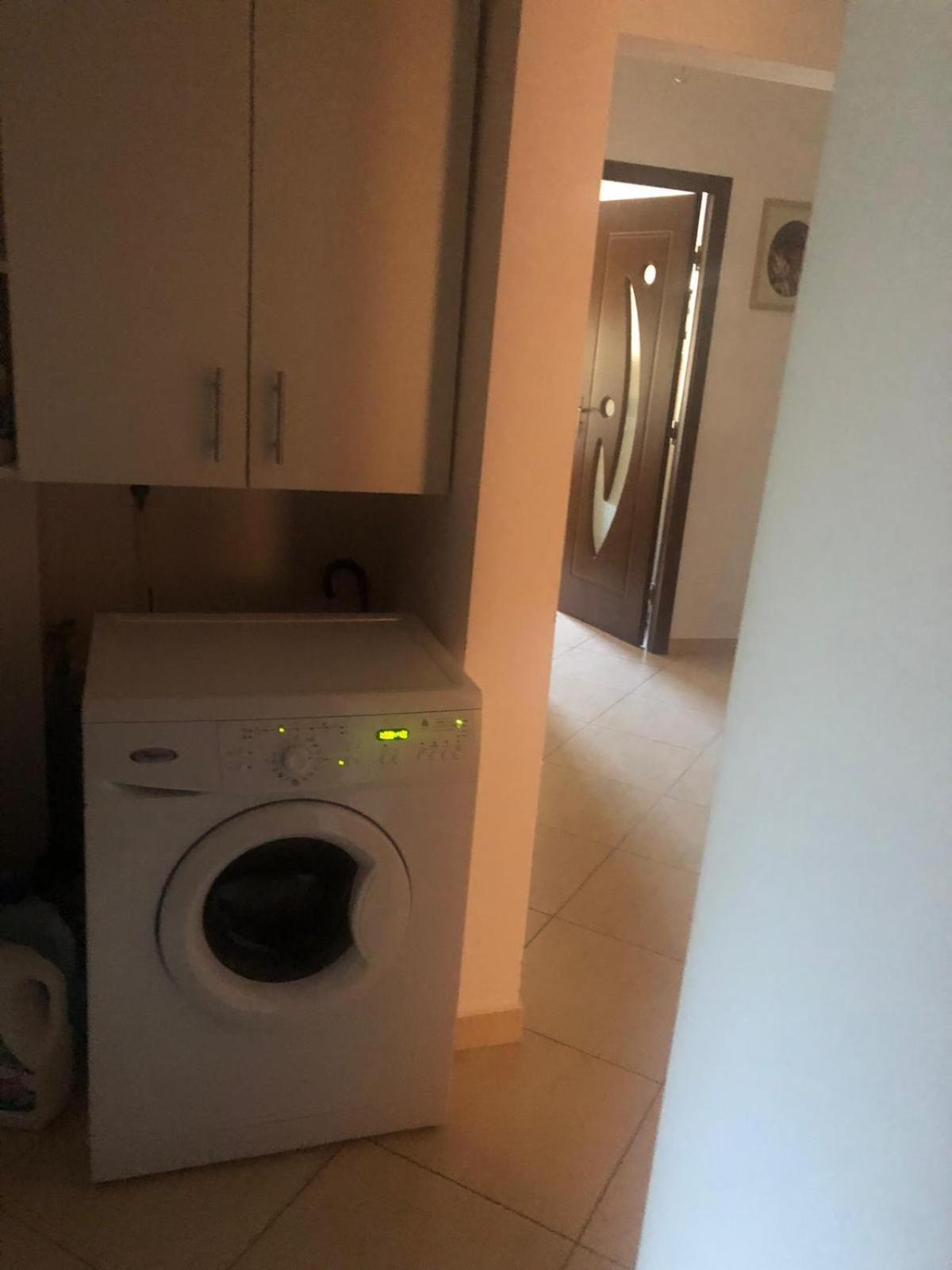Apartament Cu 3 Camere La Poala Muntilor Fagaras Victoria  Bagian luar foto