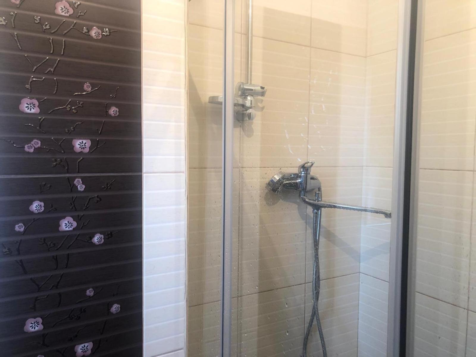 Apartament Cu 3 Camere La Poala Muntilor Fagaras Victoria  Bagian luar foto