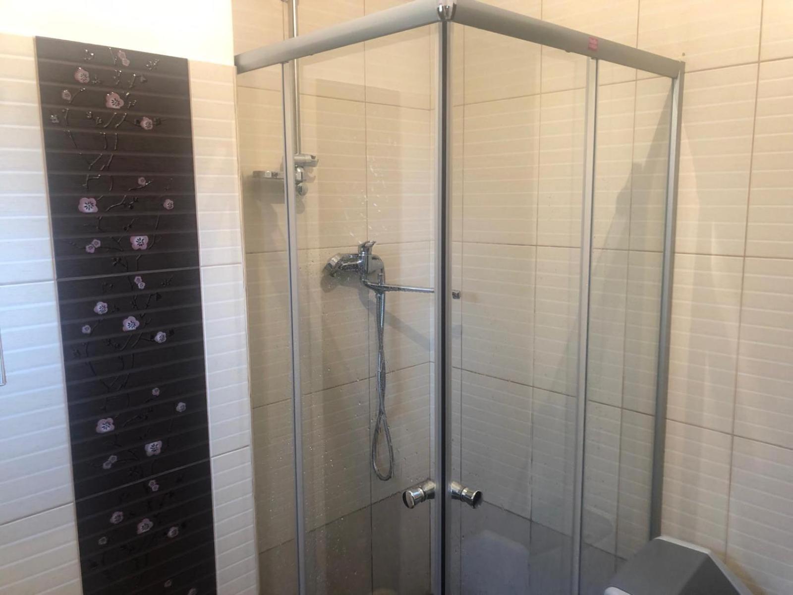 Apartament Cu 3 Camere La Poala Muntilor Fagaras Victoria  Bagian luar foto