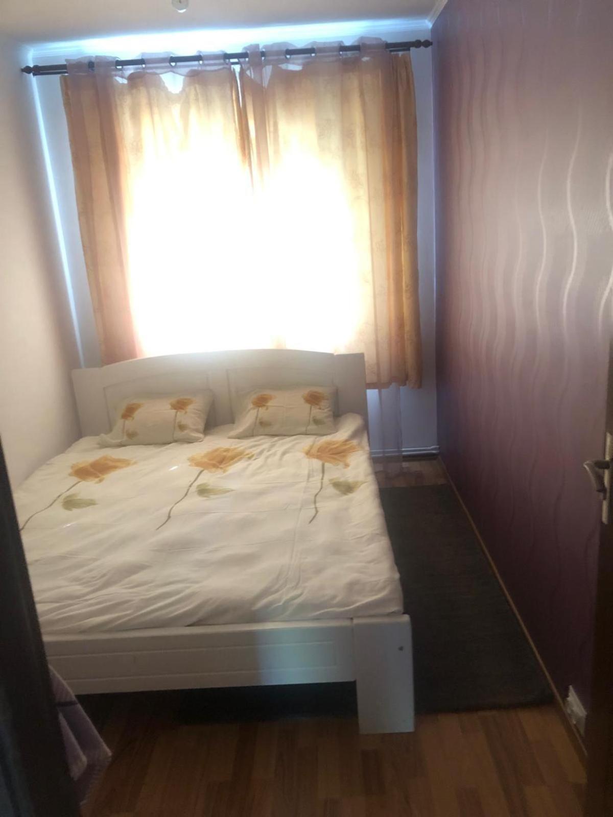 Apartament Cu 3 Camere La Poala Muntilor Fagaras Victoria  Bagian luar foto
